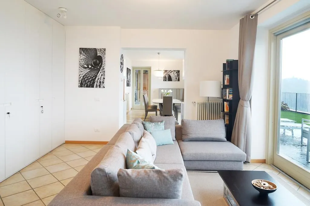 Apartments Rossini Varenna